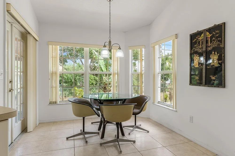 173 Easy Street Sebastian, FL 32958