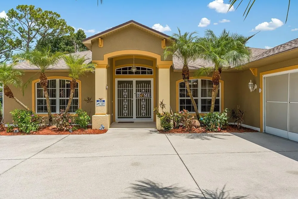 173 Easy Street Sebastian, FL 32958