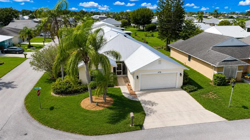 6730 Gaviota Fort Pierce, FL 34951