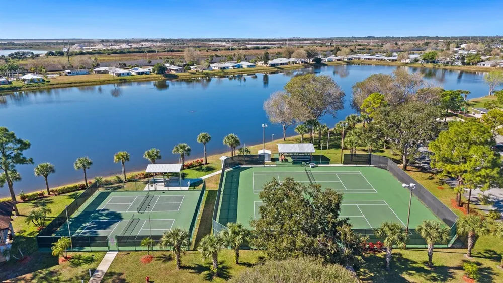 6730 Gaviota Fort Pierce, FL 34951