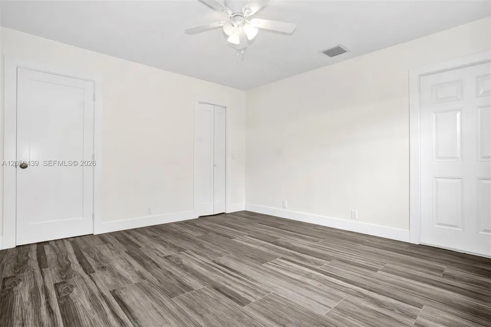 929 S N St #5 Lake Worth, FL 33460