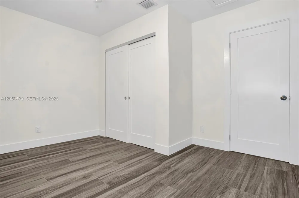 929 S N St #5 Lake Worth, FL 33460