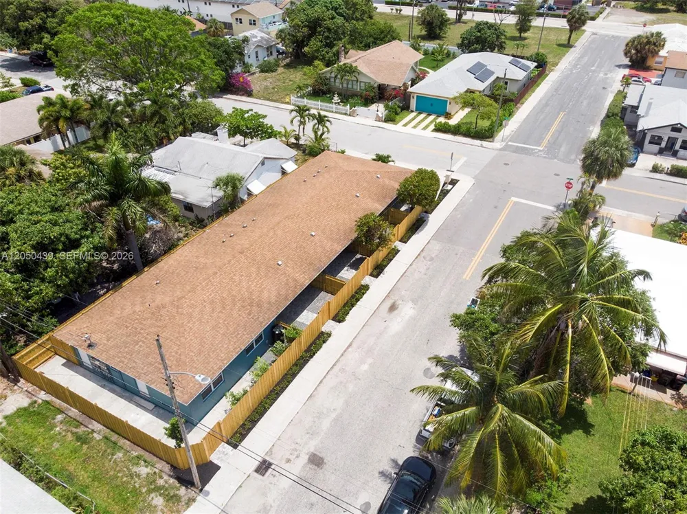 929 S N St #5 Lake Worth, FL 33460