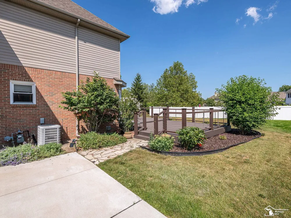 774 Windsor Court Monroe Charter Township, MI 48161