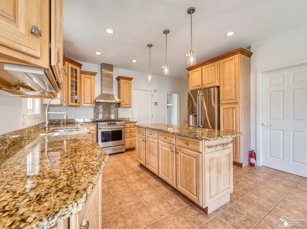 774 Windsor Court Monroe Charter Township, MI 48161