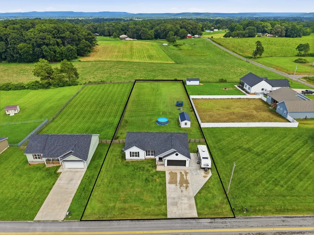 388 Pistole Rd Sparta, TN 38583