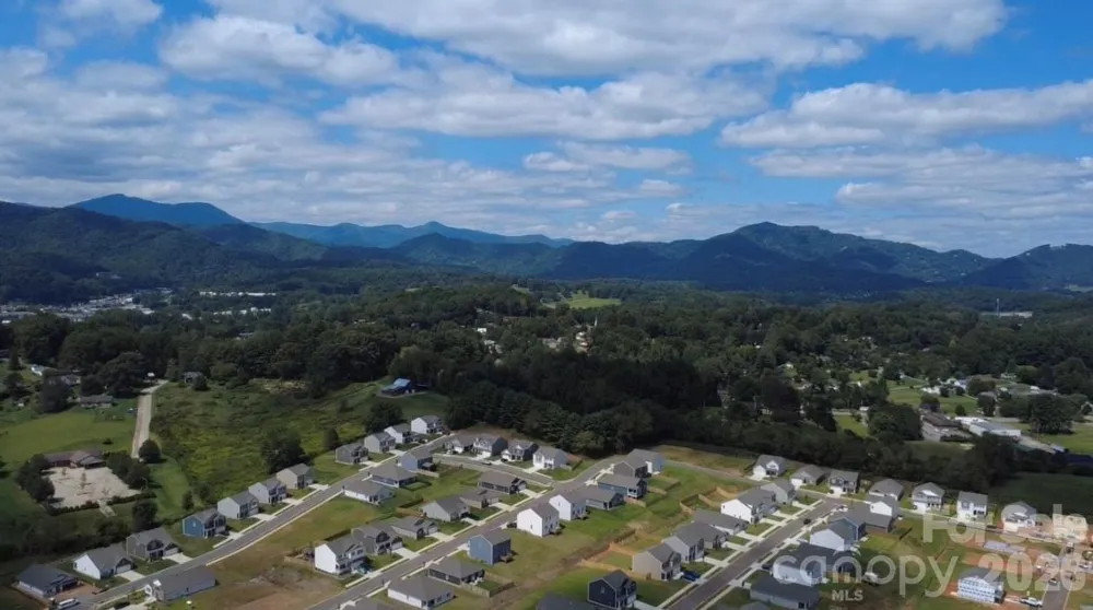 126 Ridgehaven Drive Waynesville, NC 28786