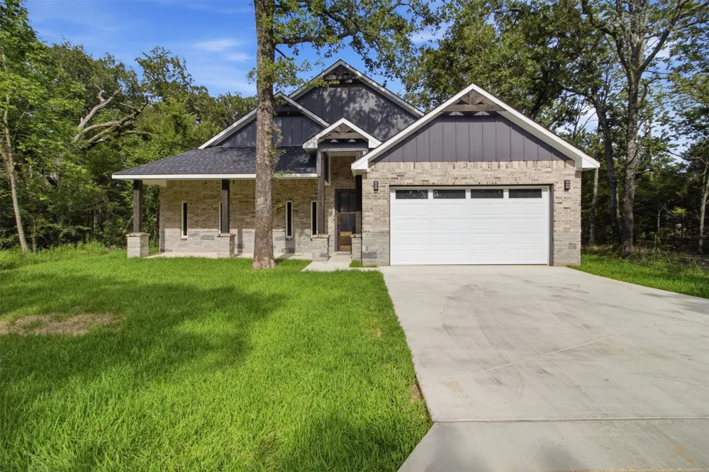 108 Parkside Drive Trinidad, TX 75163