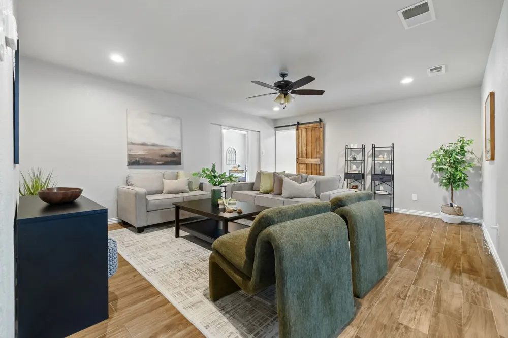 2801 Rosebud Lane Richland Hills, TX 76118