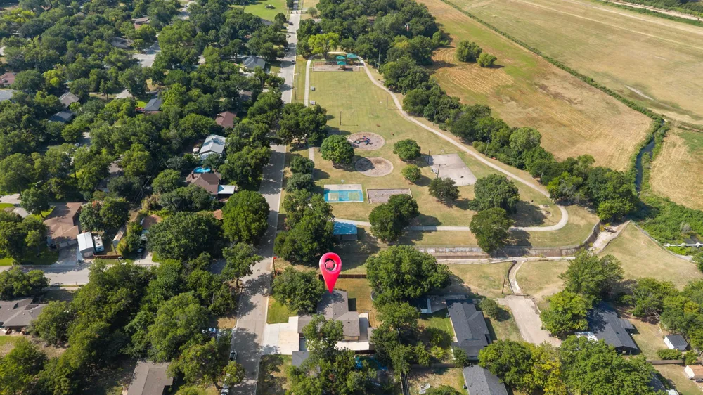 2801 Rosebud Lane Richland Hills, TX 76118
