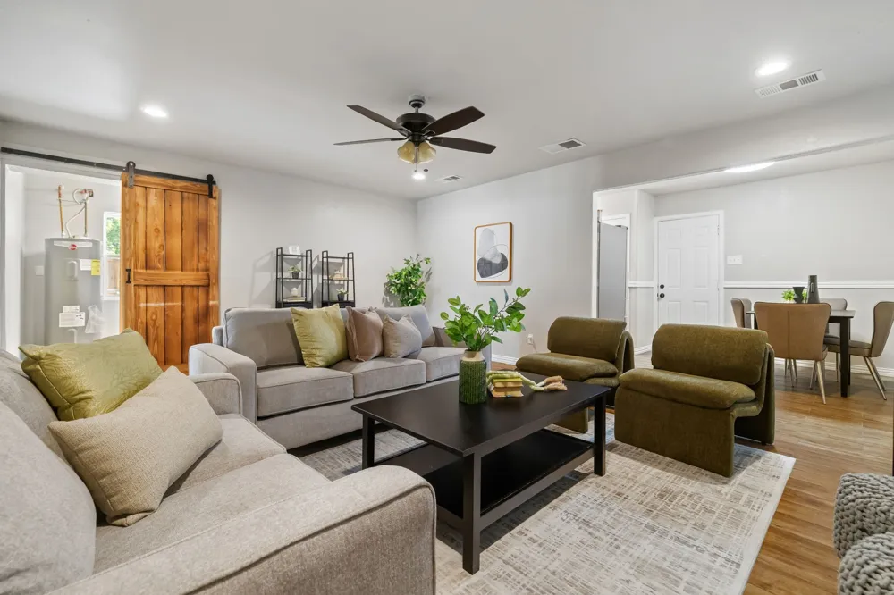 2801 Rosebud Lane Richland Hills, TX 76118