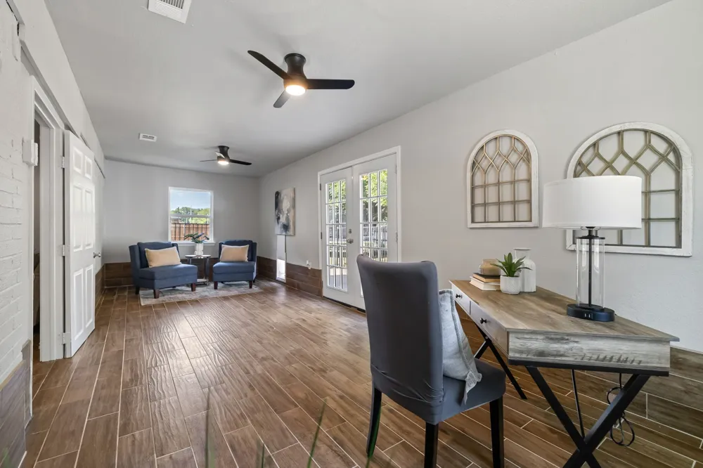 2801 Rosebud Lane Richland Hills, TX 76118