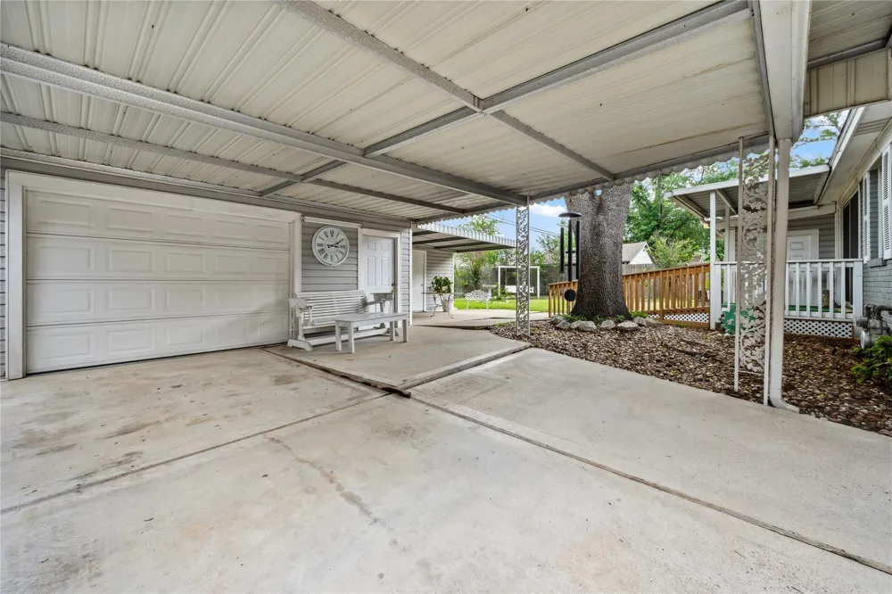 409 Eleanor Street Houston, TX 77009
