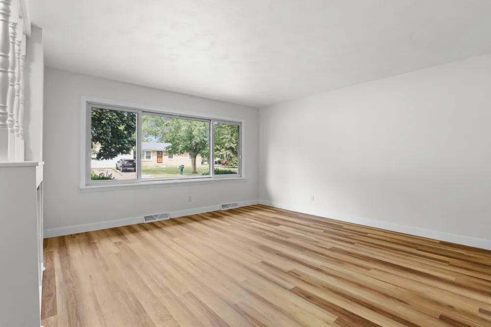 3815 Walton Drive Lansing, MI 48910