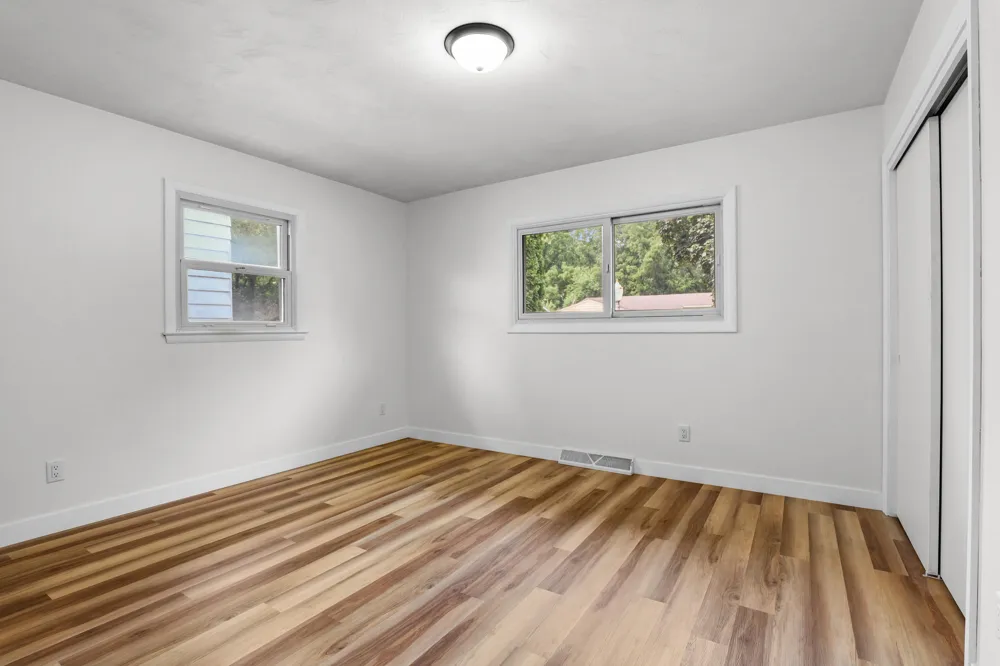3815 Walton Drive Lansing, MI 48910