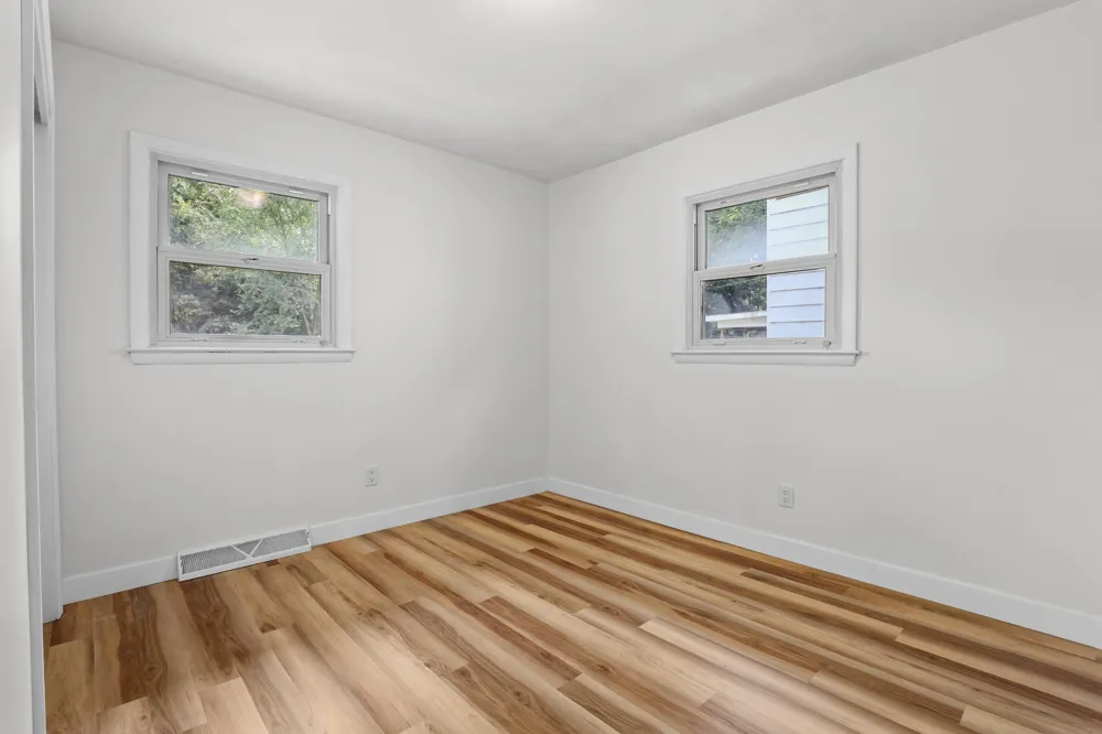 3815 Walton Drive Lansing, MI 48910