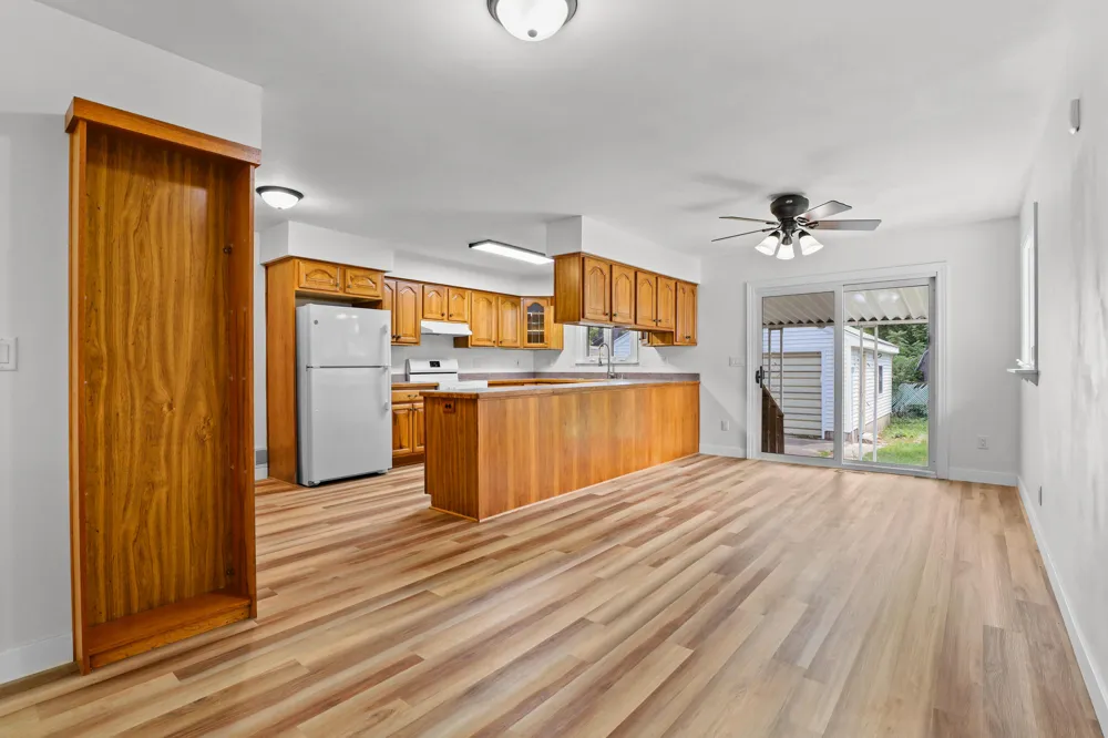 3815 Walton Drive Lansing, MI 48910