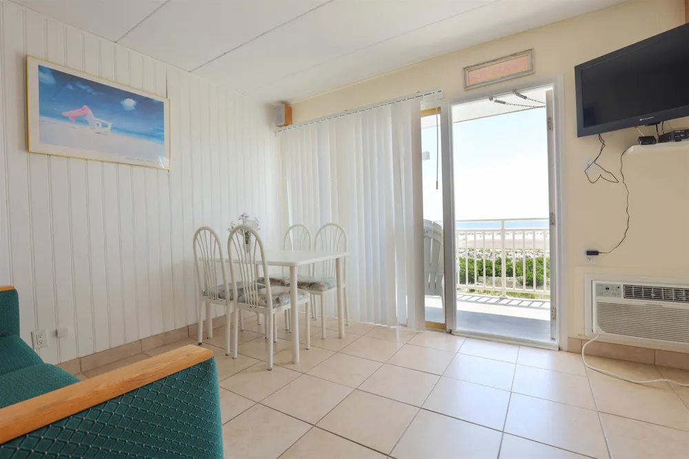 427 E Miami Avenue Wildwood Crest, NJ 08260