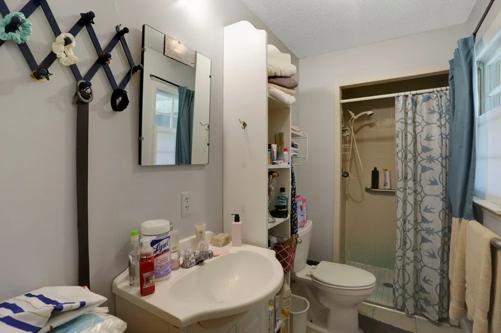 16 Lois Lane Hayesville, NC 28904