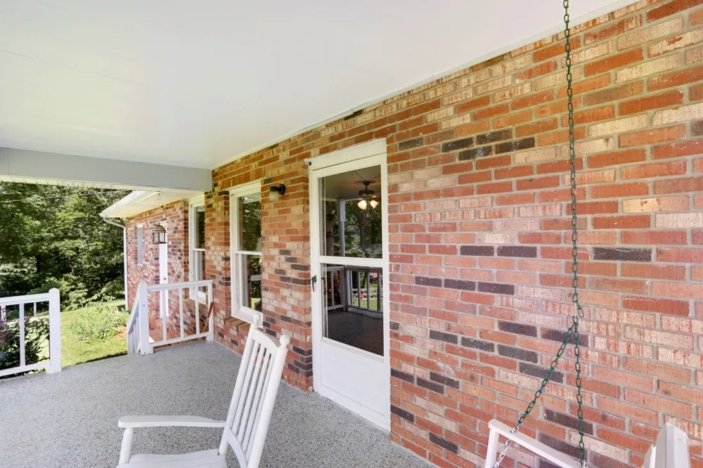 16 Lois Lane Hayesville, NC 28904