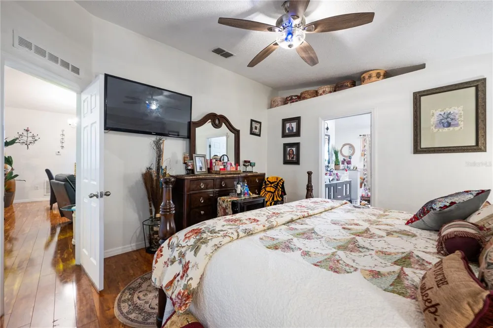 10337 LAXTON STREET Orlando, FL 32824
