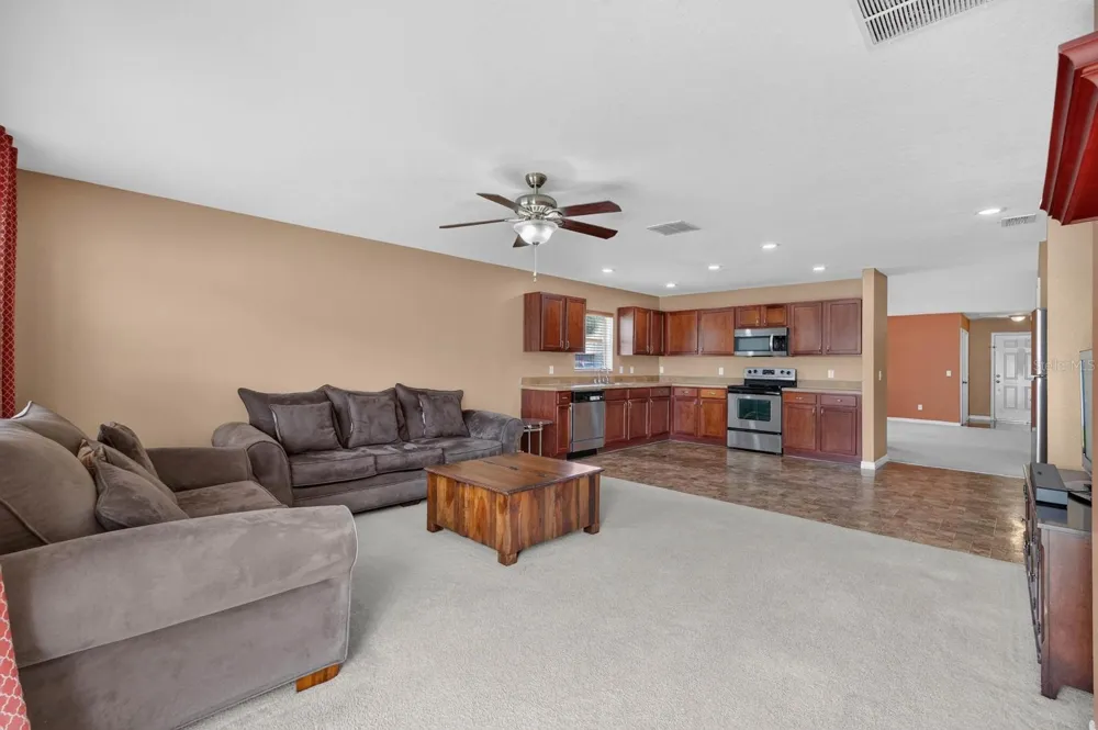 2501 BULLION LOOP Sanford, FL 32771