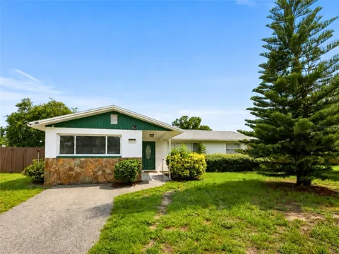 8628 MAGNOLIA DRIVE