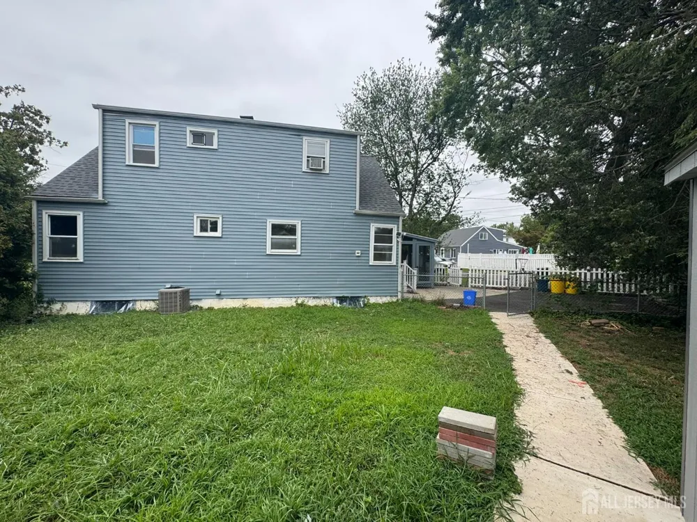 51 Kenwood Terrace Hamilton, NJ 08610