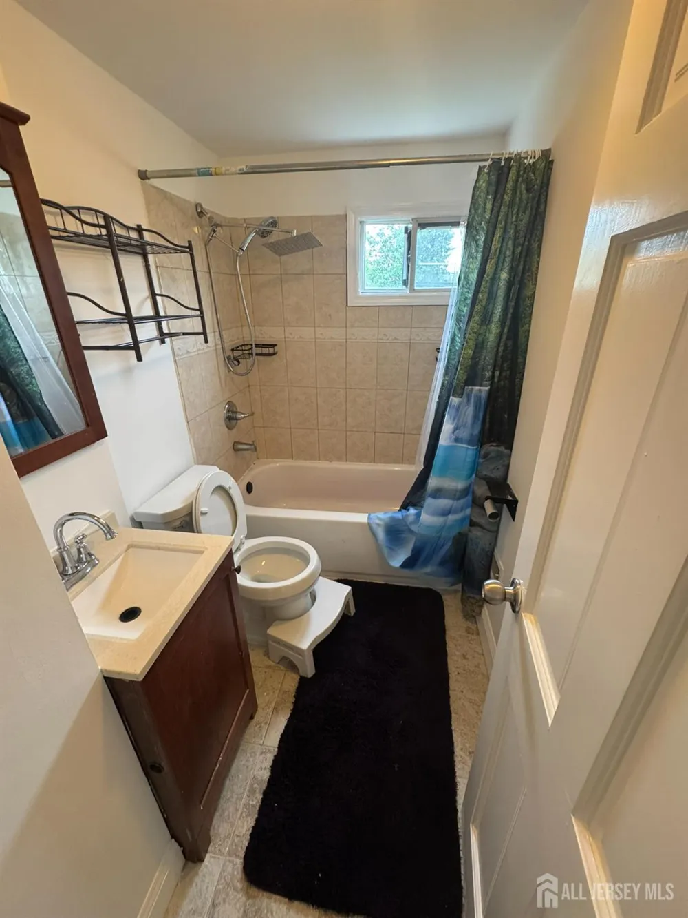 51 Kenwood Terrace Hamilton, NJ 08610