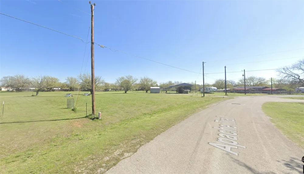 7024 Apache Trail Weatherford, TX 76087