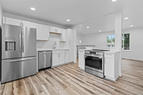 2882 S Mobile Street