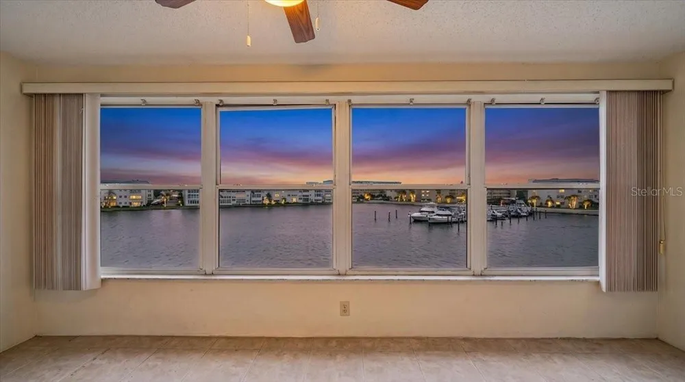 5925 SHORE BOULEVARD S #302 Gulfport, FL 33707