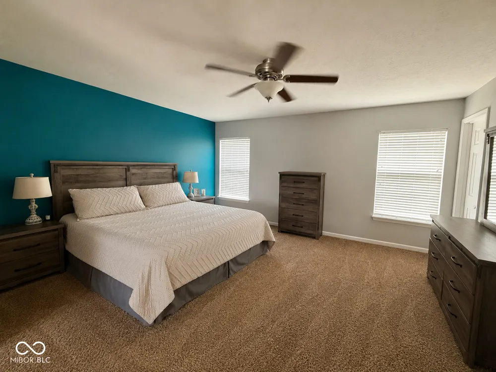 5798 W Glenview Drive McCordsville, IN 46055