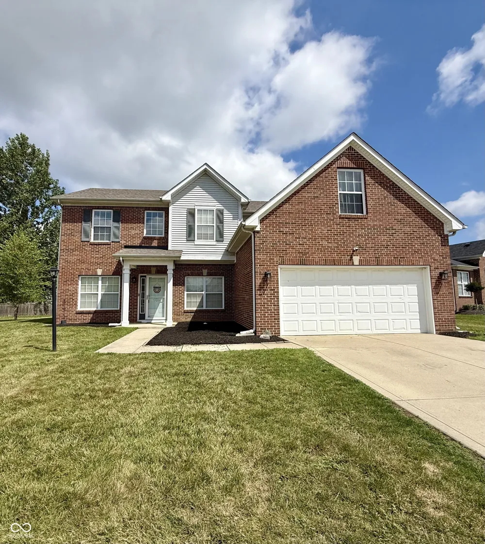 5798 W Glenview Drive McCordsville, IN 46055