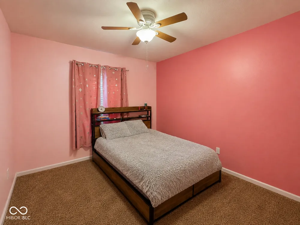 5798 W Glenview Drive McCordsville, IN 46055