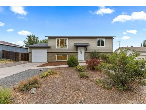 2882 S Mobile Street