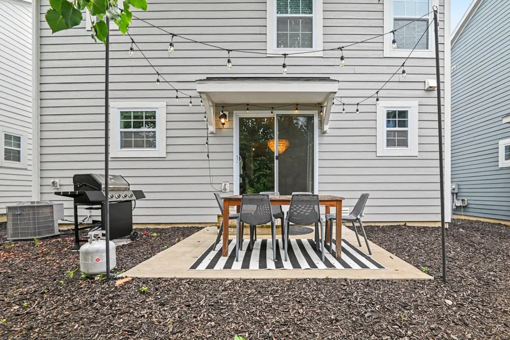 723 Meadow Drive South Haven, MI 49090
