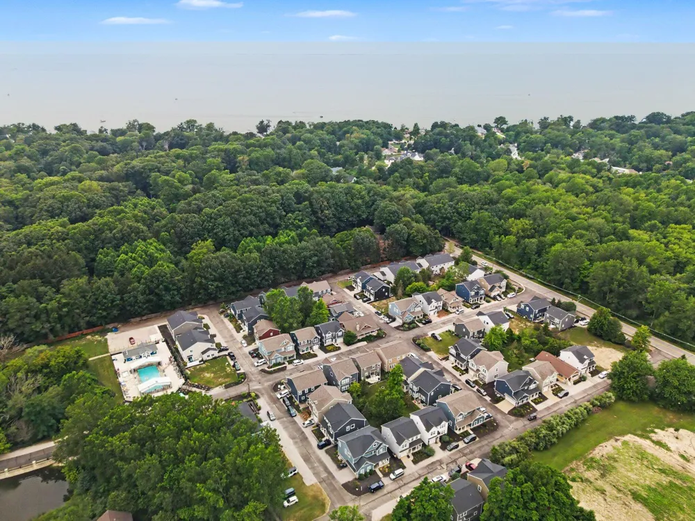 723 Meadow Drive South Haven, MI 49090