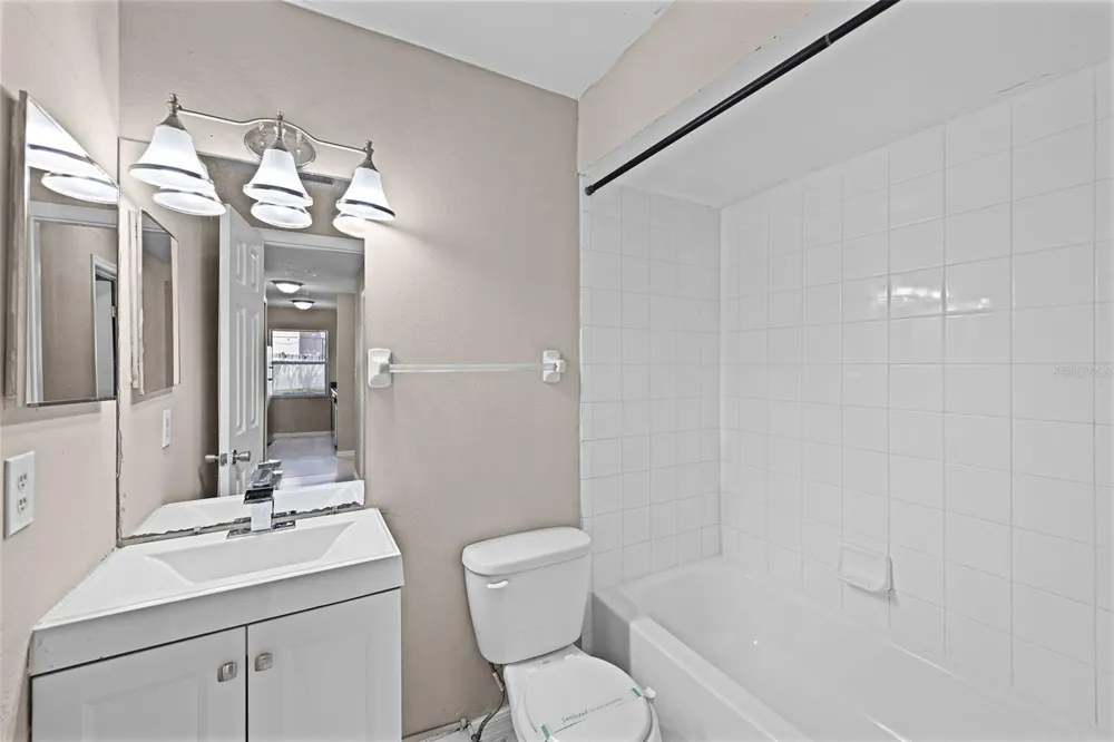 2530 KAMNIC COURT Winter Park, FL 32792