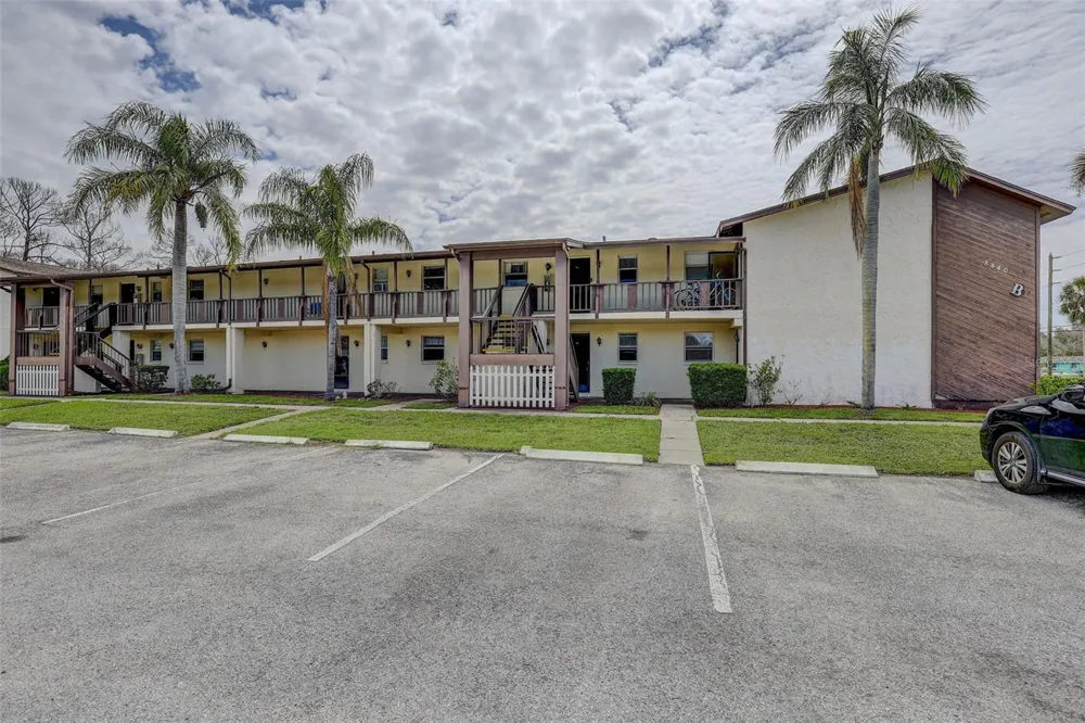 8440 OLD POST ROAD #104 Port Richey, FL 34668