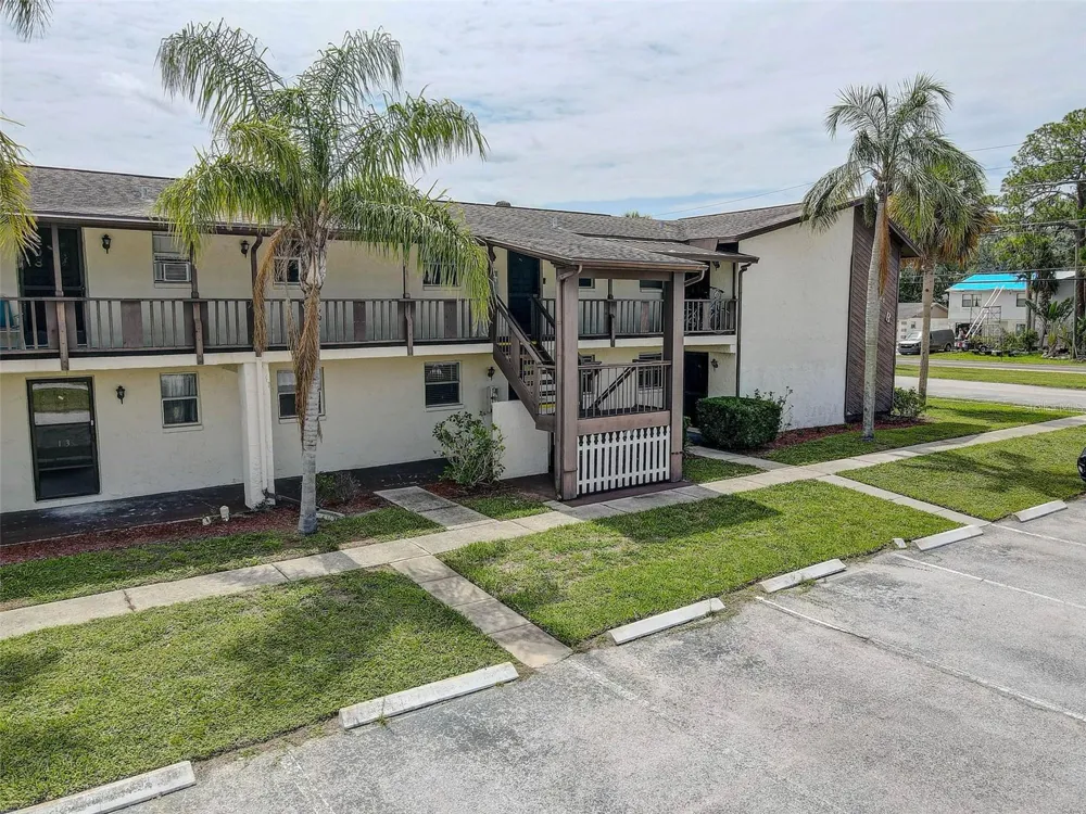 8440 OLD POST ROAD #104 Port Richey, FL 34668