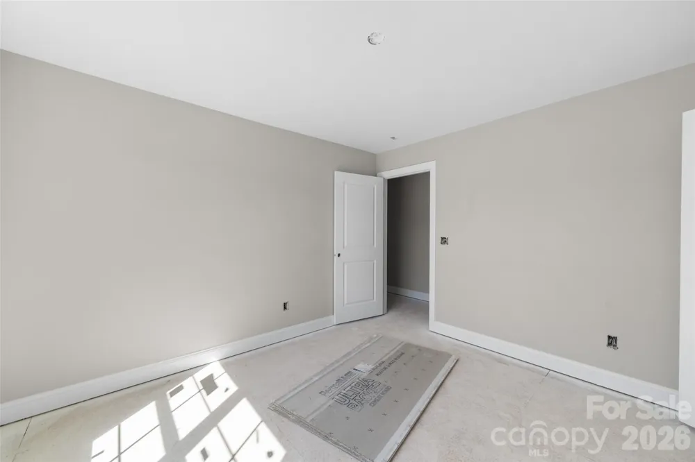 153 Canton Drive Lexington, NC 27295