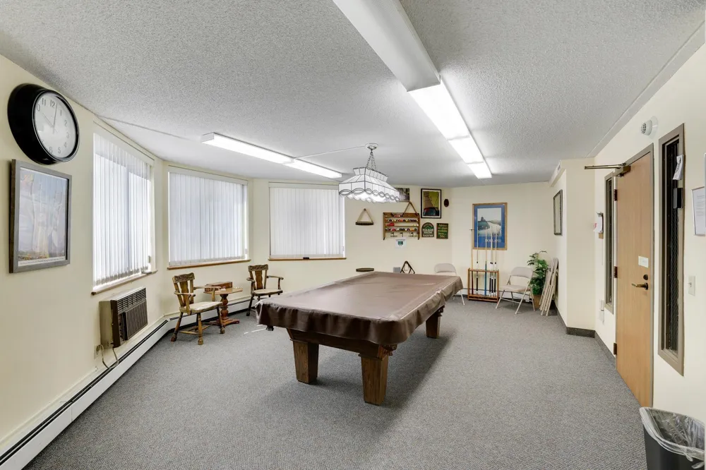 2601 Kenzie Terrace #412 Saint Anthony, MN 55418