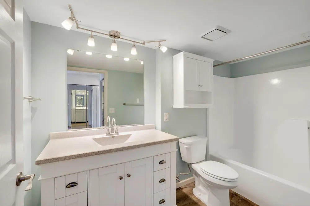 2601 Kenzie Terrace #412 Saint Anthony, MN 55418
