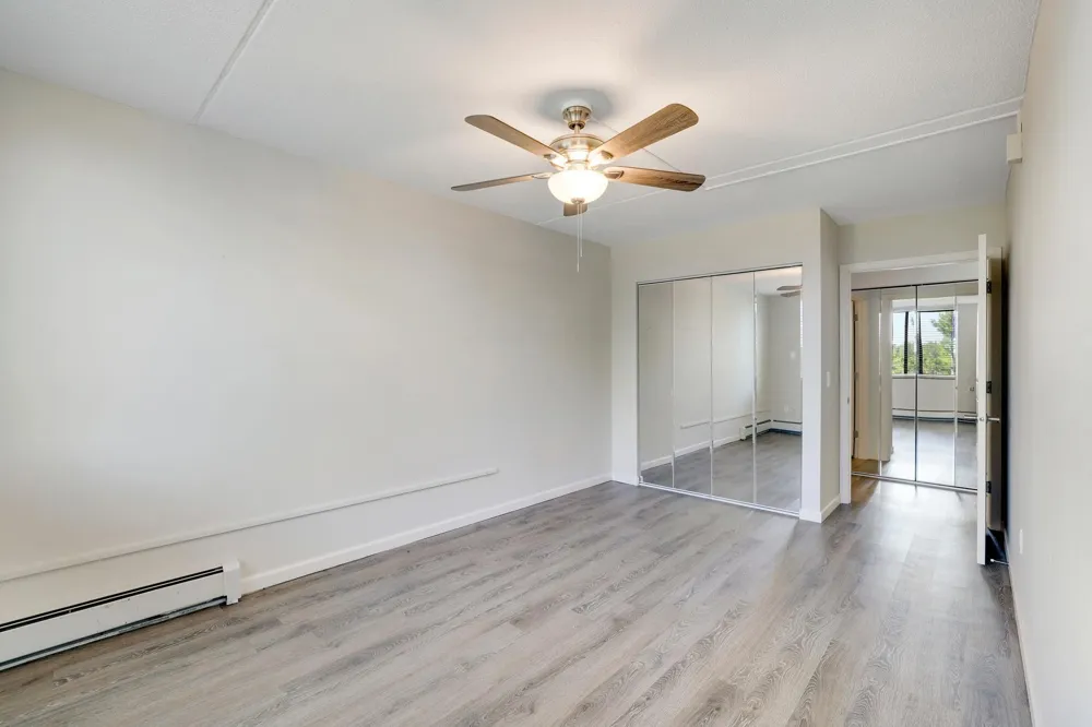 2601 Kenzie Terrace #412 Saint Anthony, MN 55418