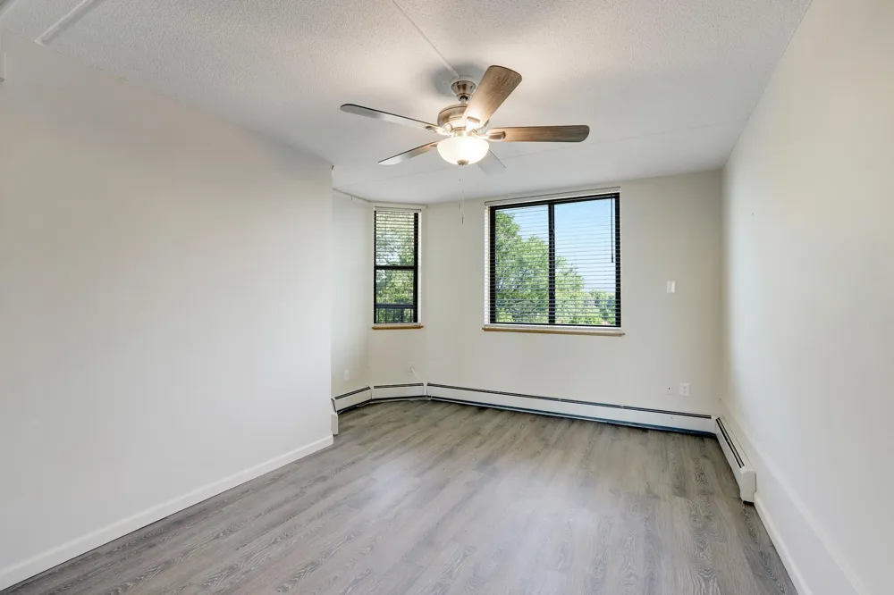 2601 Kenzie Terrace #412 Saint Anthony, MN 55418