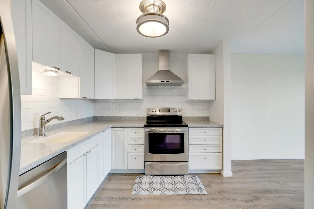 2601 Kenzie Terrace #412 Saint Anthony, MN 55418
