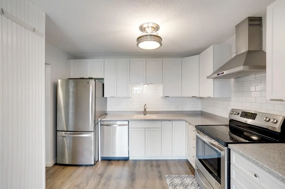 2601 Kenzie Terrace #412 Saint Anthony, MN 55418