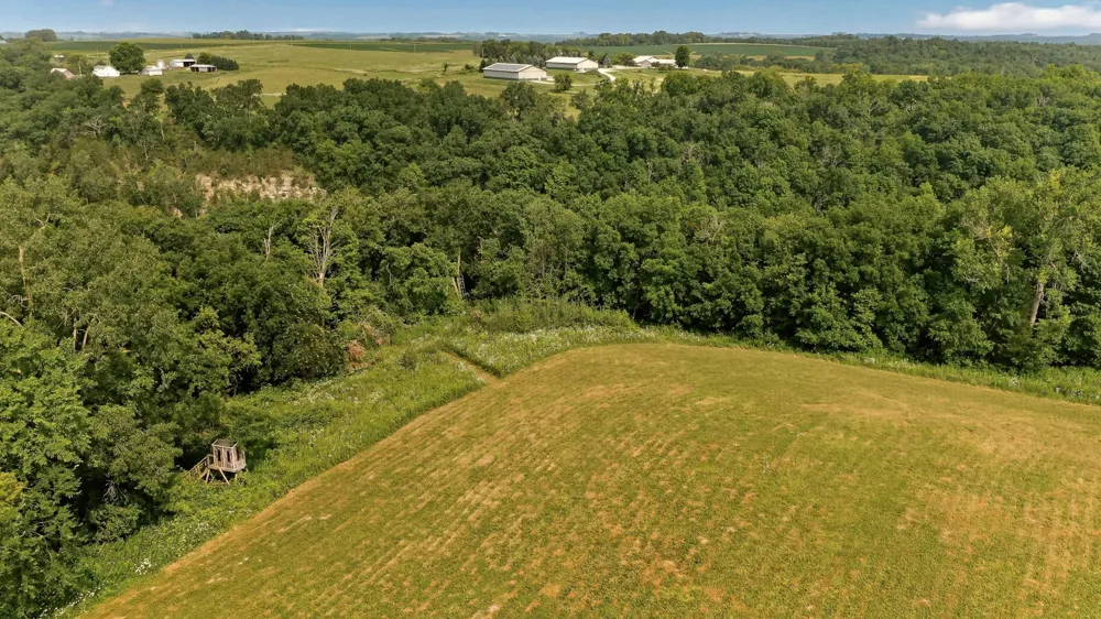 27714 County 25 S Peterson, MN 55962