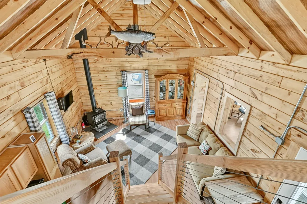 27714 County 25 S Peterson, MN 55962